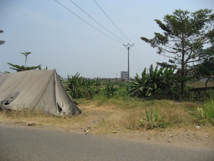 Barracas do exercito para garantir a seguranca