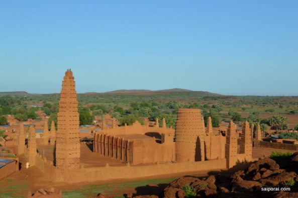 Mesquita toda de barro