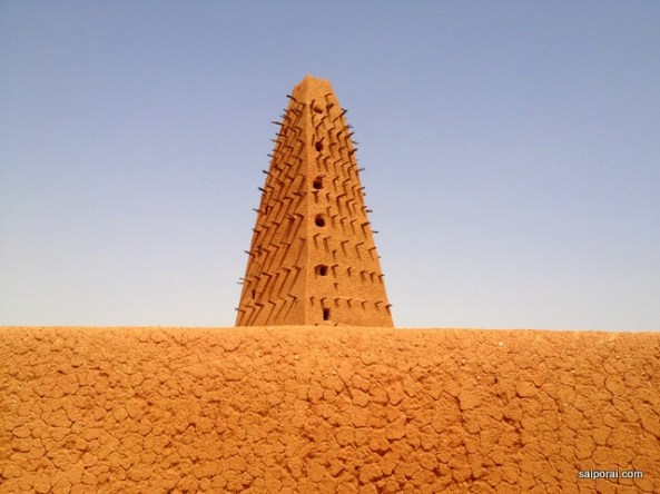 Mesquita toda de barro